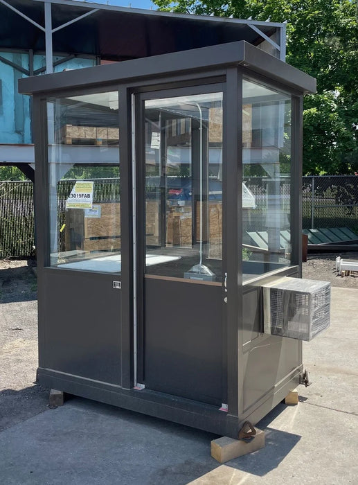Austin Mohawk 4 x 6 Guard Booth / Parking Booth Bronze With AC
