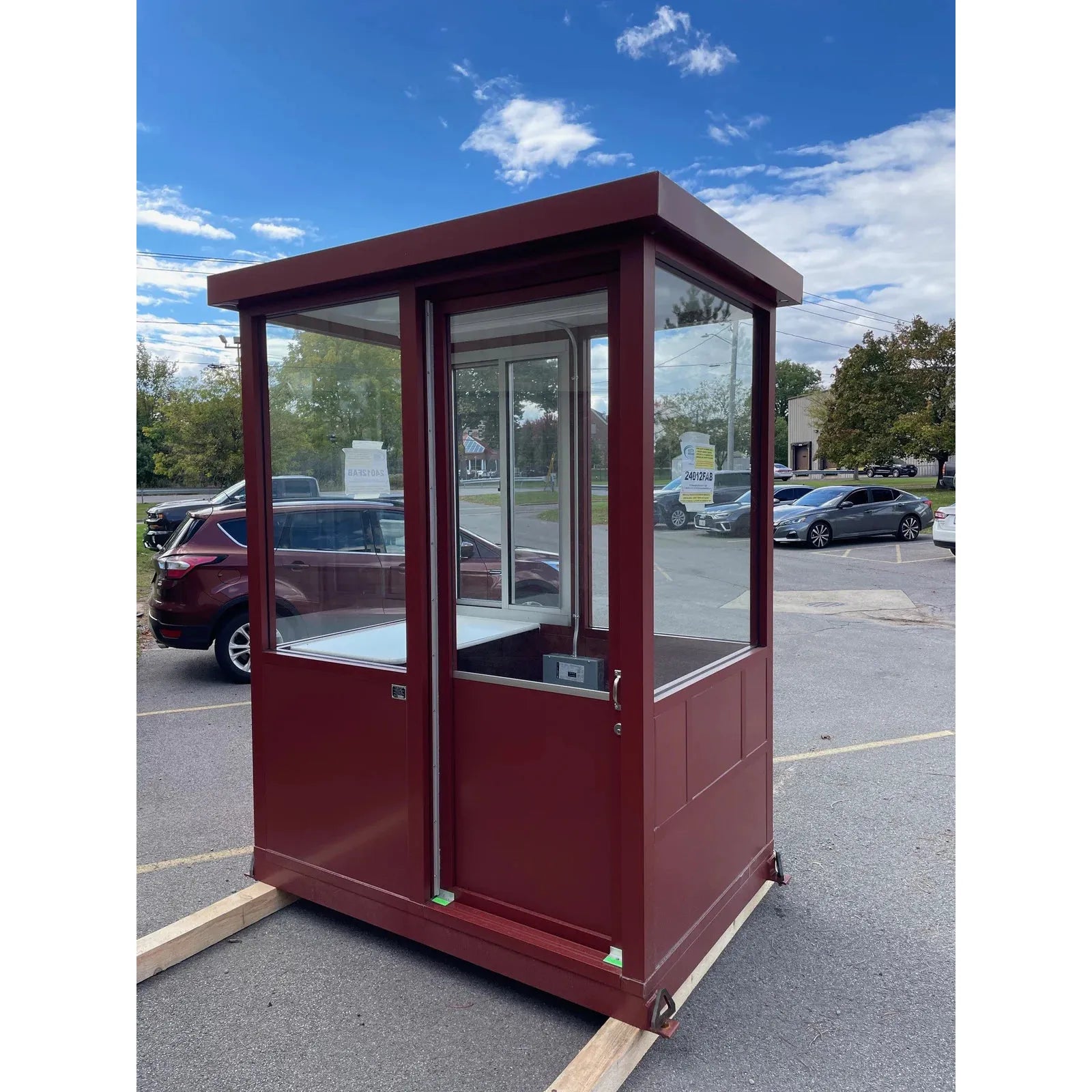 Austin Mohawk 4 x 6 Guard Booth / Parking Booth Red