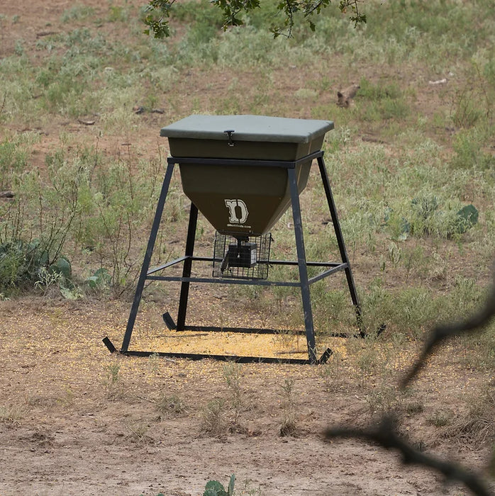 Dillon Manufacturing Deer Feeder