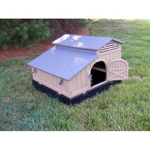 Snap Lock Standard Chicken Coop