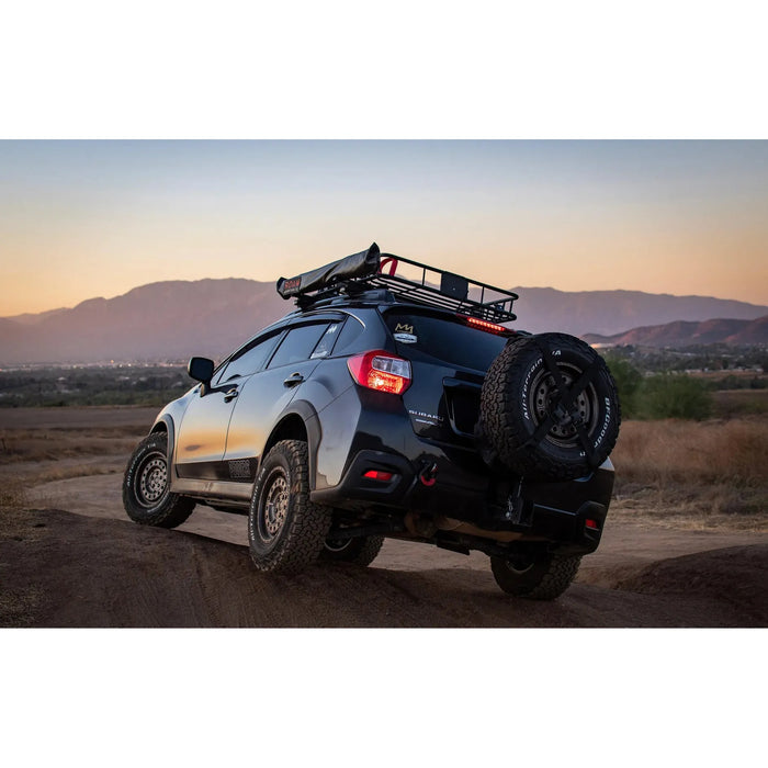 ROAM Adventure 4' x 6.5' Black Standard Rooftop Awning
