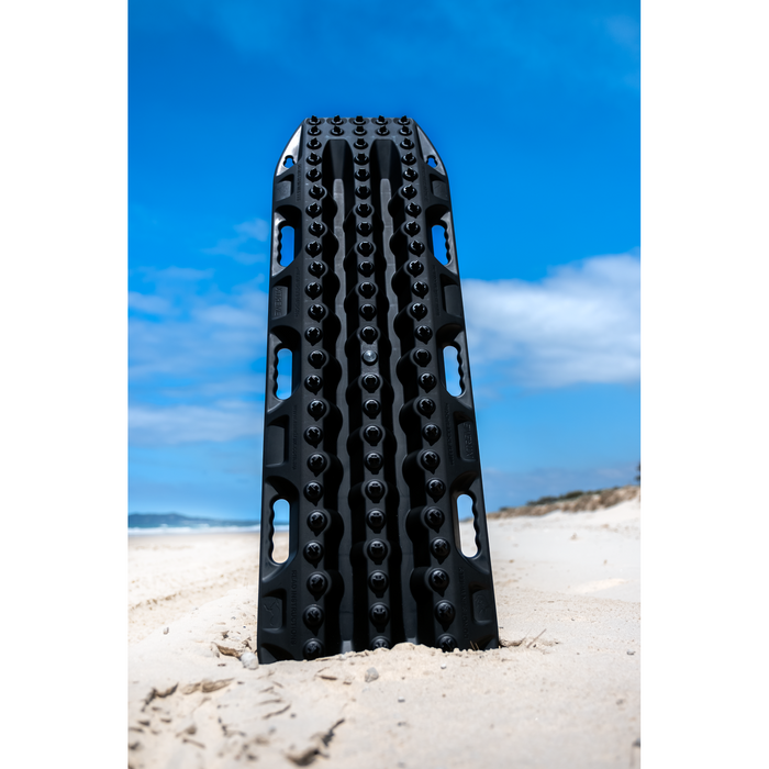 MAXTRAX XTREME Stealth Black