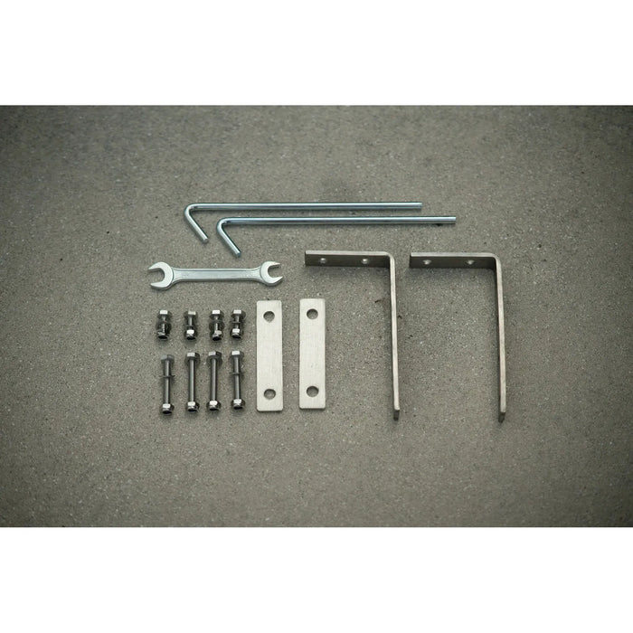 ROAM Adventure 4' x 6.5' Black Standard Rooftop Awning