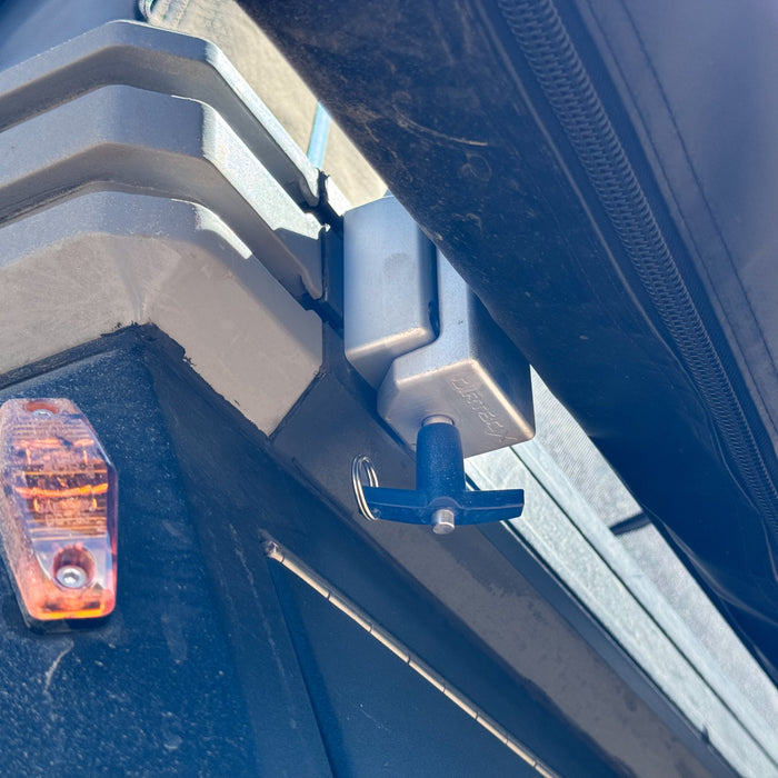 Dirtbox Overland The Chunk Quick Release Bracket