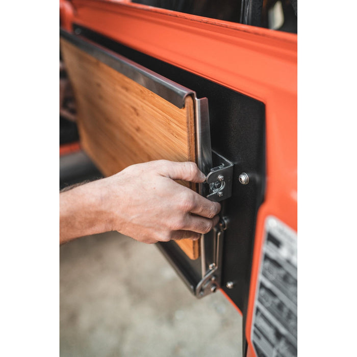 Jeep Wrangler 2018-Present JL / JLU - Goose Gear Tailgate Table